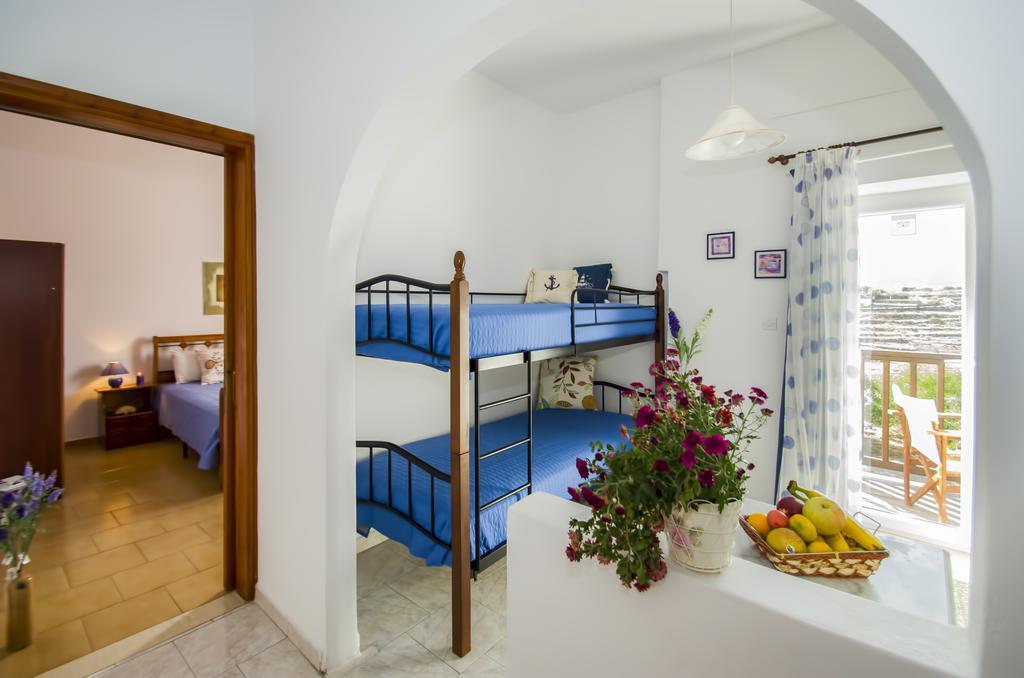 פלאקה Palaios Rooms חדר תמונה